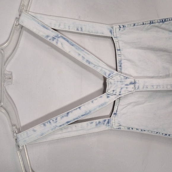 NWOT We The Free Whitewash Denim Romper Size Extra Small - Picture 10 of 17